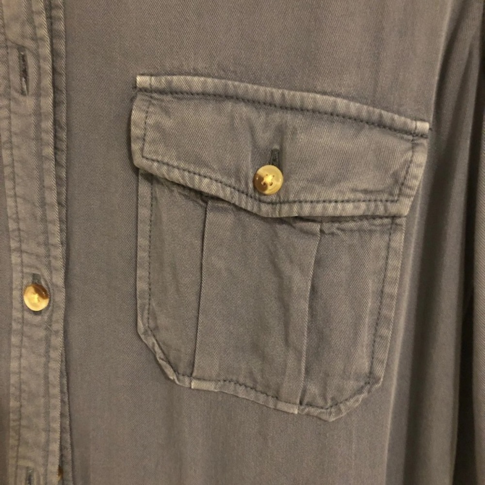 Button down - Picture 5 of 7